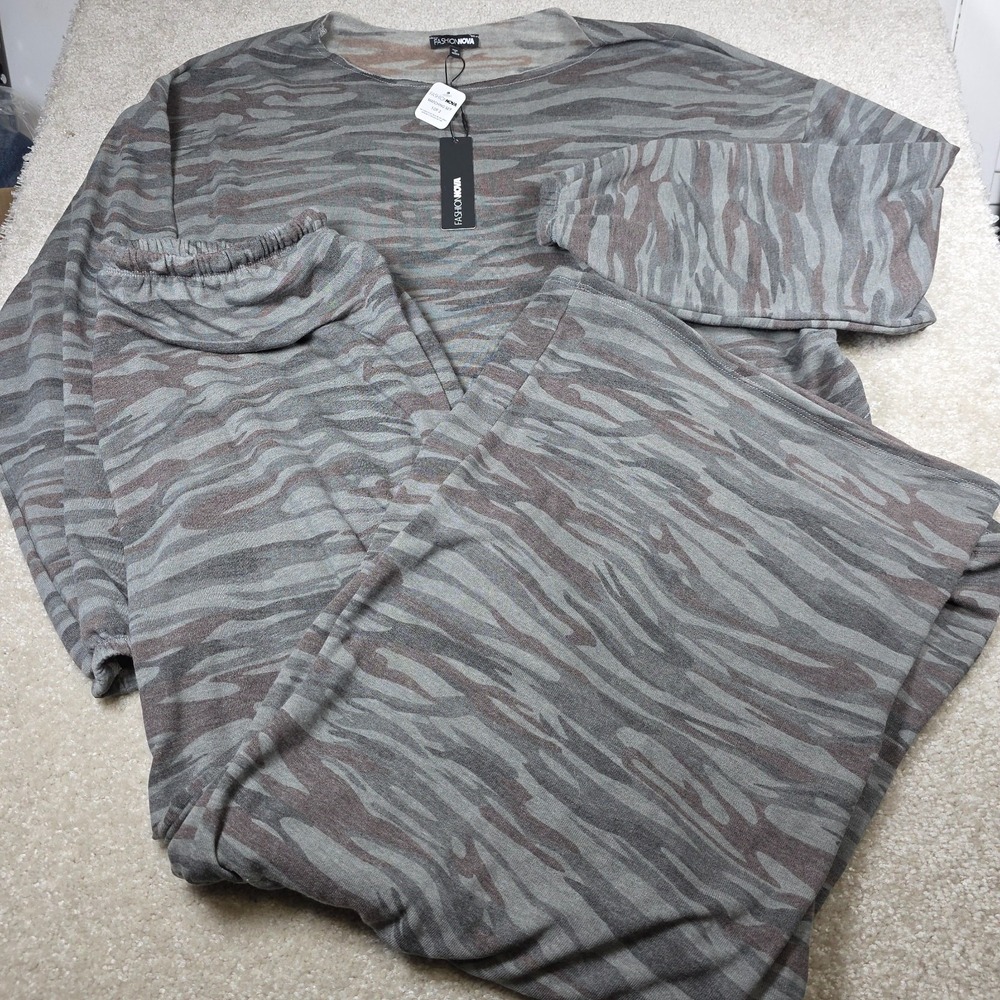 Fashion Nova Jess Camo Off Shoulder Pant Set Women XL Olive Camouflage 2pc New